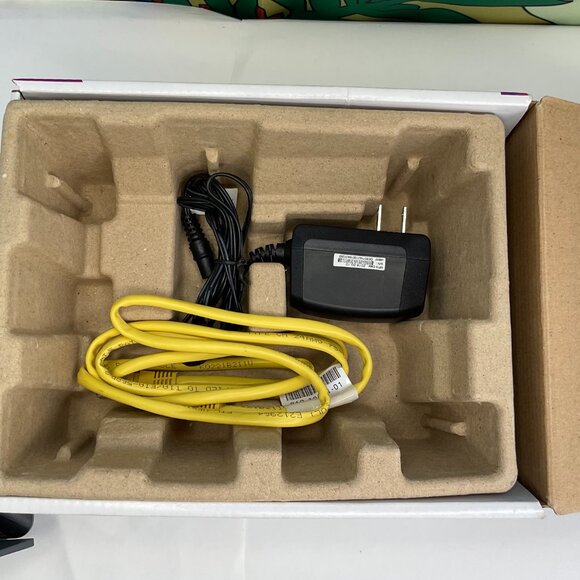 Netgear CM700 High Speed Cable Modem DOCSIS 3.0 Up To 1.4Gbps Xfinity Spectrum & - Picture 9 of 11